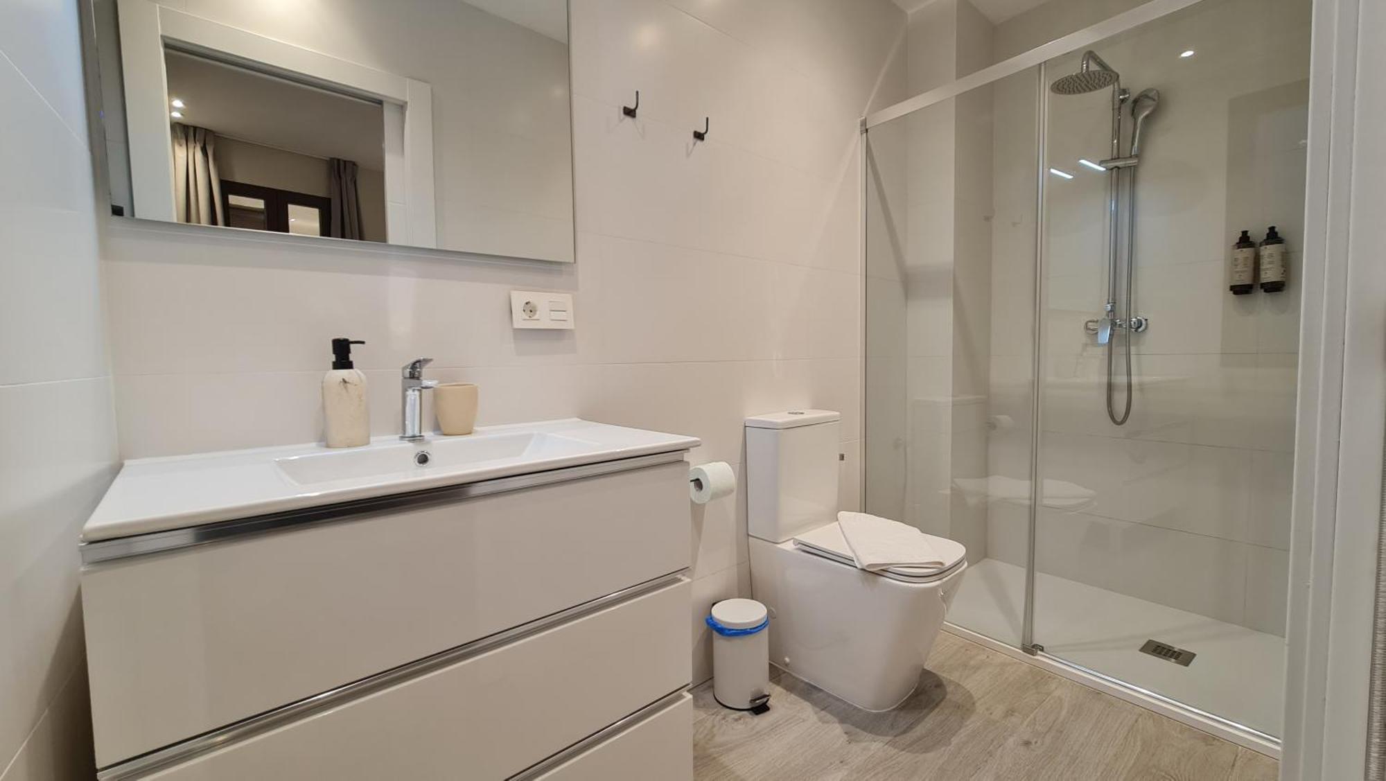 Suspiro 102 Cosmopolitan Loft Apartment Granada